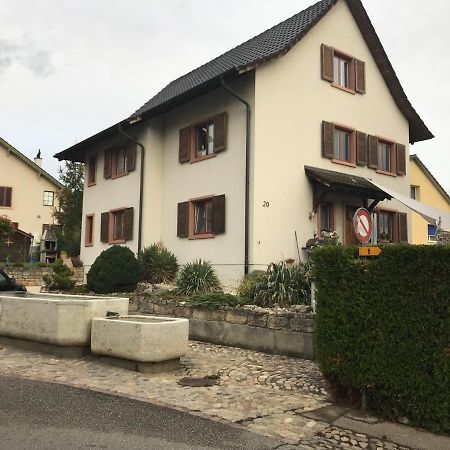 Konditor B & B Frenkendorf Eksteriør billede